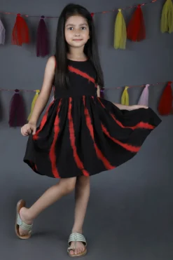 THE COTTON STAPLE Black Tie-Dye Leheriya Dress For Girls